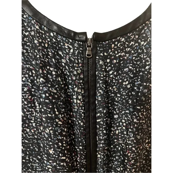 A Club Monaco dress in size 10 - Picture 8 of 8